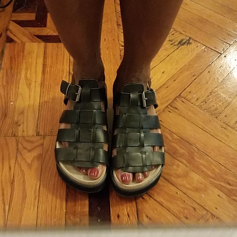 Platform sandals